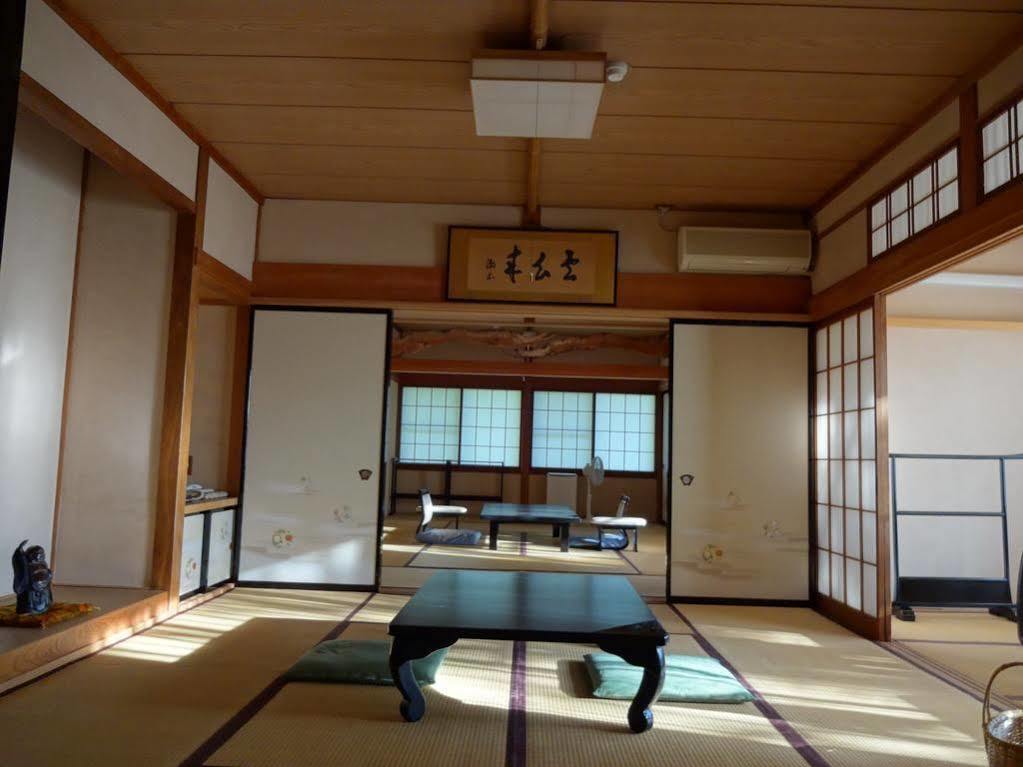 Jinpyokaku Hotel Jamanoucsi Kültér fotó